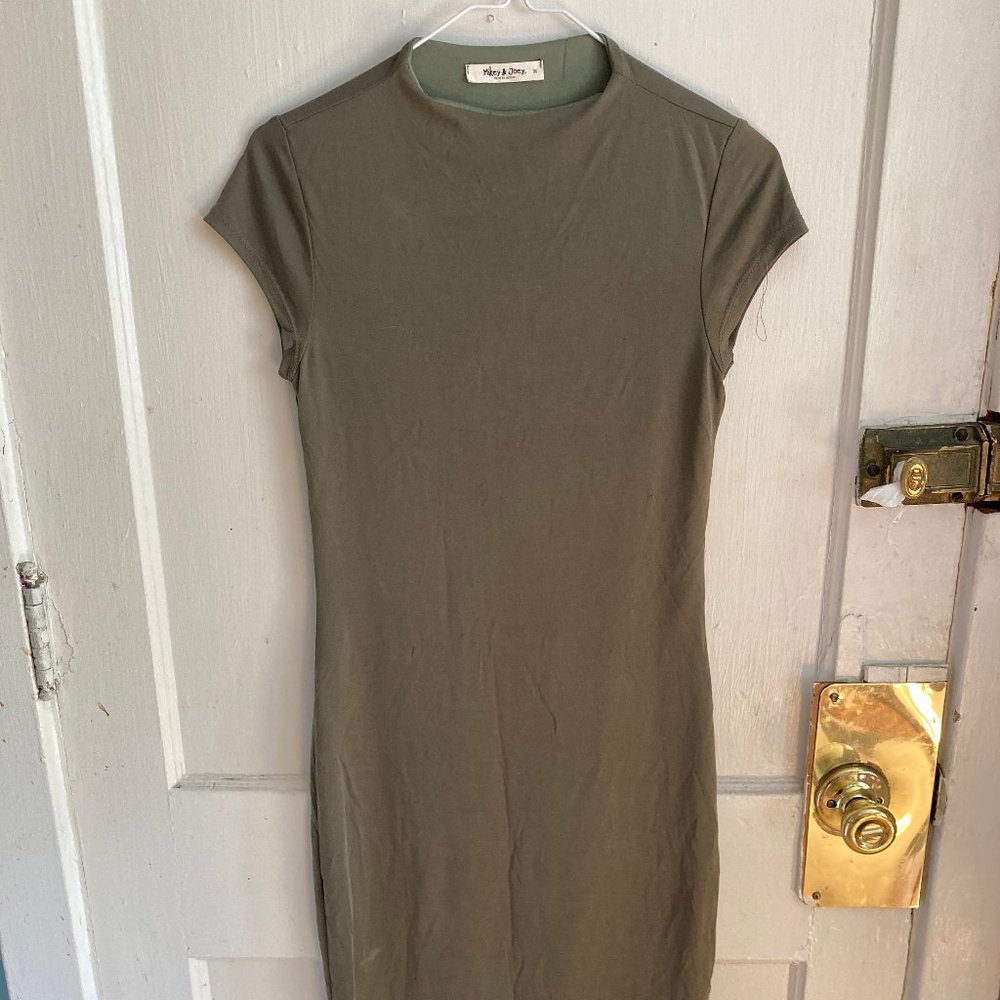 Mikey & Joey Green Bodycon Midi Dress, Size M
